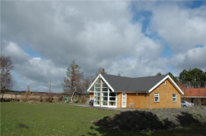 Beautiful Holiday Home With Spa And Sauna Close To The Beach, Ebeltoft
